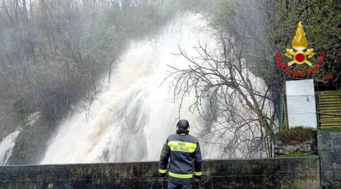 Maltempo sul Lecchese: decine di chiamate ai vigili del fuoco