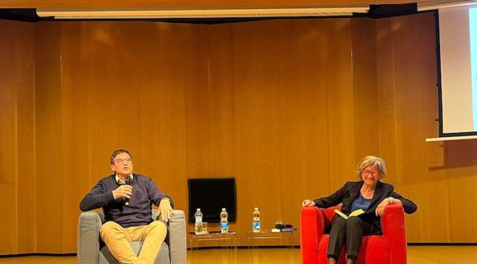 “Essere adolescenti nell’epoca della fragilità degli adulti”. Lancini a Leggermente matteo lancini leggermente