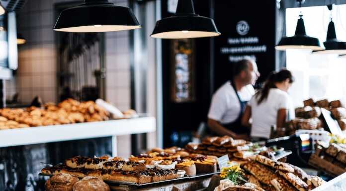 Valsassina. Un Distretto del Commercio per il rilancio del tessuto commerciale negozio vicinato pane pixabay