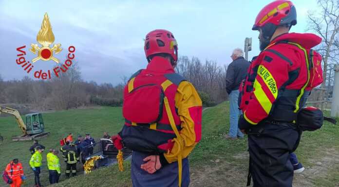 Inverigo, cade nel Lambro mentre pulisce l’argine: soccorso 28enne