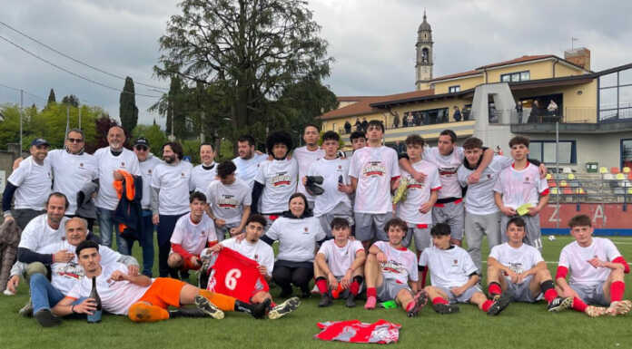 Calcio. La Juniores del Costamasnaga festeggia la vittoria del campionato Juniores Costamasnaga Calcio