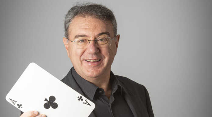 Spettacolo. Al centro Pertini arriva l’illusionista Aurelio Paviato Lecco Aurelio Paviato 20240413