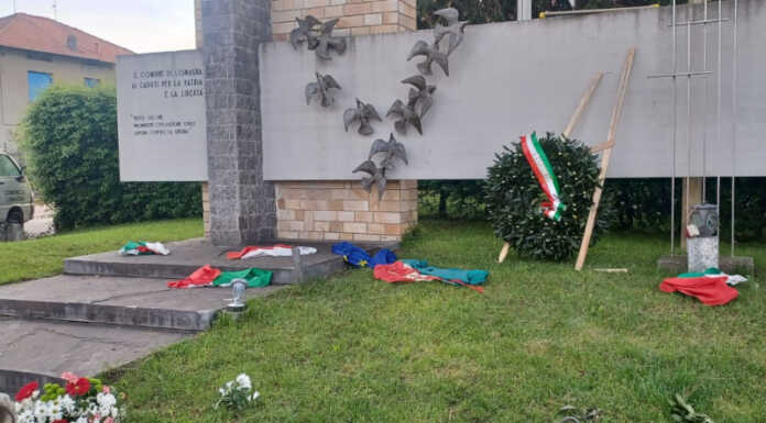 Lomagna. Vandalizzato il Monumento ai Caduti addobbato per il 25 Aprile Monumento ai Caduti Lomagna Vandali