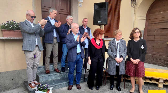 Olgiate, posata la pietra d’inciampo per Ernesto Cattaneo: “Orgogliosi del tuo coraggio”