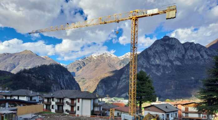 A Pasturo la posa della prima pietra della nuova scuola primaria