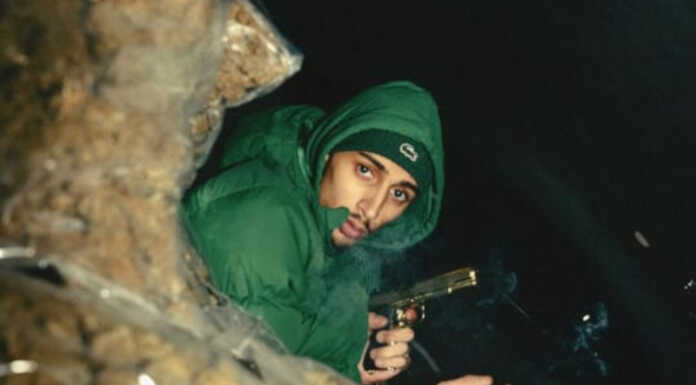 Sui social con pistola e braccialetto elettronico, Baby Gang torna in carcere baby gang pistola foto social