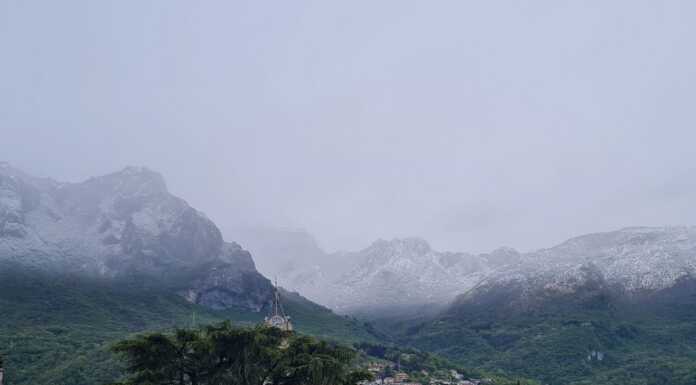 Freddo fuori stagione, Lecco si risveglia con le cime dei monti imbiancate nevicata_fuori_stagione_22_aprile_2024