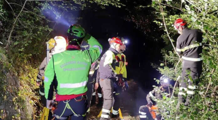 Quad nella scarpata, stanno meglio i tre soccorritori: “I rischi per chi interviene sono dietro l’angolo” soccorso alpino quad