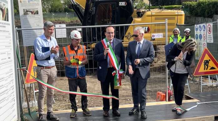 Valmadrera, in via Bovara posata la prima pietra del nuovo asilo nido