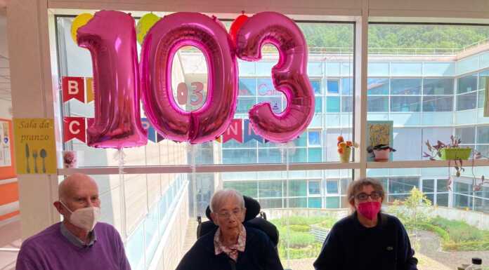 Agli Istituti Airoldi e Muzzi è festa grande per i 103 anni di Angela Clerici Piovella Angela con i figli