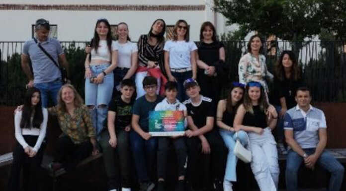 Carenno. I ragazzi della secondaria premiati al concorso “A city in mind. I sensi della città” Carenno scuola