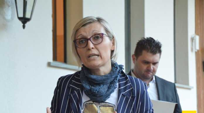 Carenno. Livia Valentini lascia il gruppo consiliare di minoranza “Carenno Ideale” Carenno_Ideale_presentazione_lista_20240509