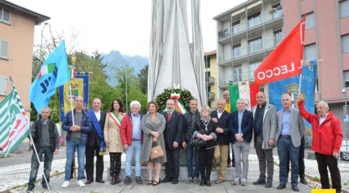 “Basta morti sul lavoro”: il grido che si alza nella Festa dei Lavoratori Celebrazione_1_maggio_monumento_caduti_20240501