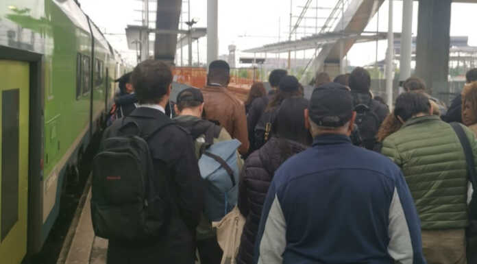 Treni, ancora ritardi e disagi sulle linee lecchesi: la denuncia di Lavelli