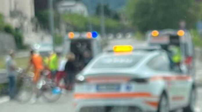 Scontro auto e moto a Malgrate, 50enne trasportato all’ospedale Incidente moto malgrate