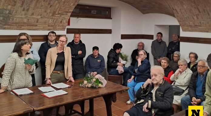 Introbio, l’amministrazione comunale premia tre cittadini meritevoli Introbio_premiazioni_cittadini_20240514