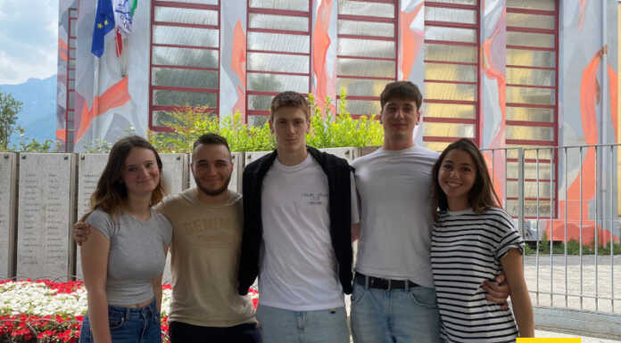 Maturità. Da Ungaretti ai social, gli studenti raccontano la loro prima prova Maturita_Lecco_Studenti_2024