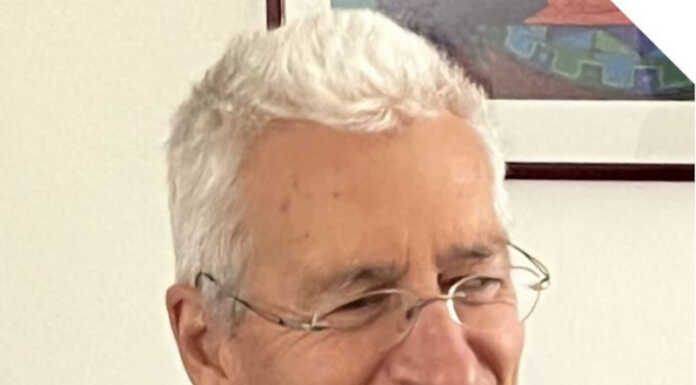 Calolzio piange il professor Franco Corà, educatore appassionato e innovativo Il professor Franco Corà morto all'età di 72 anni