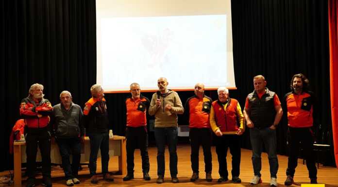 Grande serata del Cai Lecco dedicata al Soccorso Alpino e alla sua storia Soccorso Alpino Serata 150 Cai Lecco