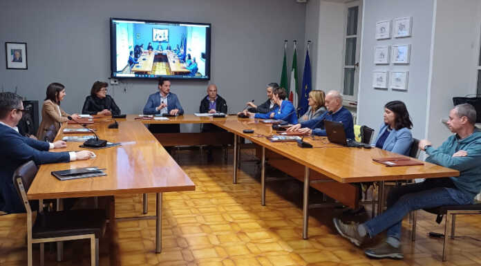 Ultimo consiglio comunale a Valgreghentino: il sindaco uscente ringrazia la sua squadra ultimo consiglio comunale valgreghentino