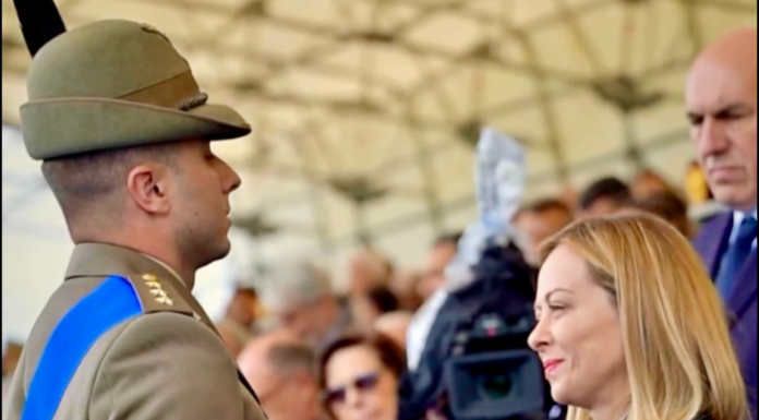 Alpini. ANA di Lecco: premiato l’amico Davide Inglese con la Croce di Bronzo