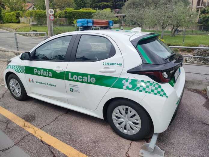 auto nuova polizia locale galbiate
