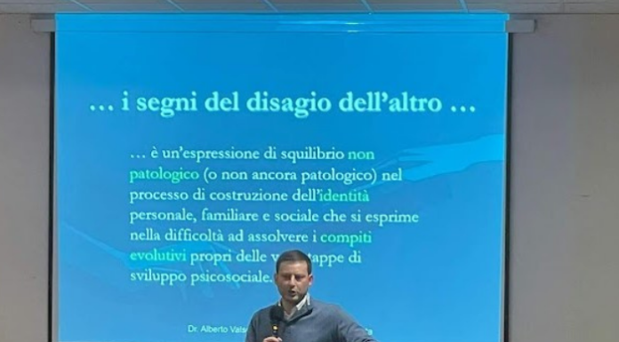 “Costruire e mantenere buone relazioni”, Alberto Valsecchi al Festival della Letteratura