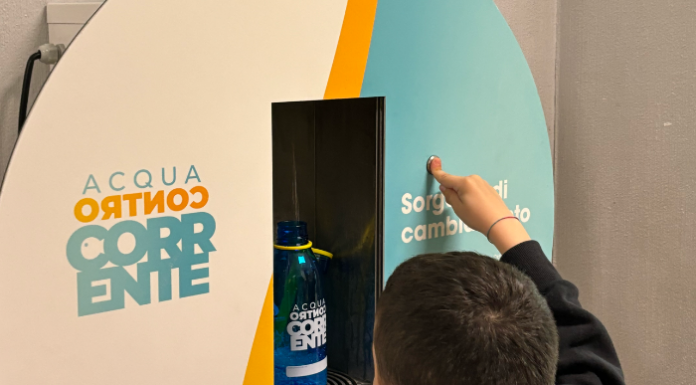 Lario Reti Holding: inaugurato l’erogatore d’acqua alla primaria di Nibionno