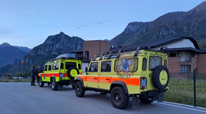 Si infortuna nel bosco, 55enne soccorsa sopra Primaluna soccorso alpino valsassina