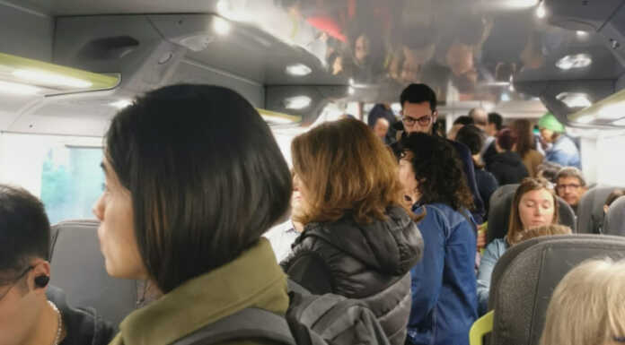 Treni: altra mattinata di inferno per i pendolari della Lecco – Milano