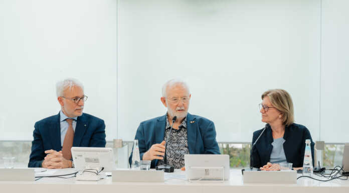 Il Premio Nobel per la Fisica Arthur Bruce McDonald in visita al Campus di Lecco campu_campanari_mcdonald_grecchi