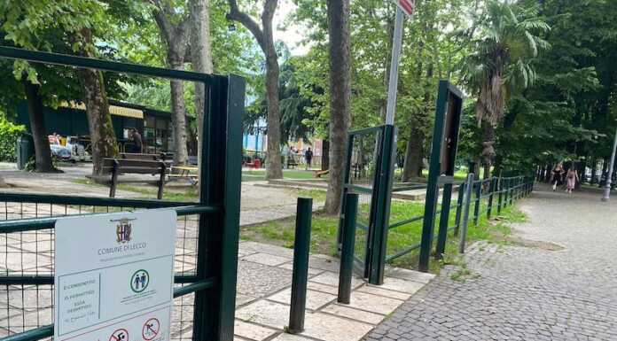 Sicurezza e decoro in lungolago, i cartelli con i divieti cartelli informativi lungolago