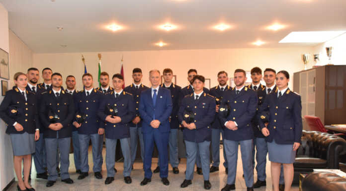 Questura di Lecco: in servizio 17 nuovi agenti di Polizia Nuovi agenti Polizia questura lecco