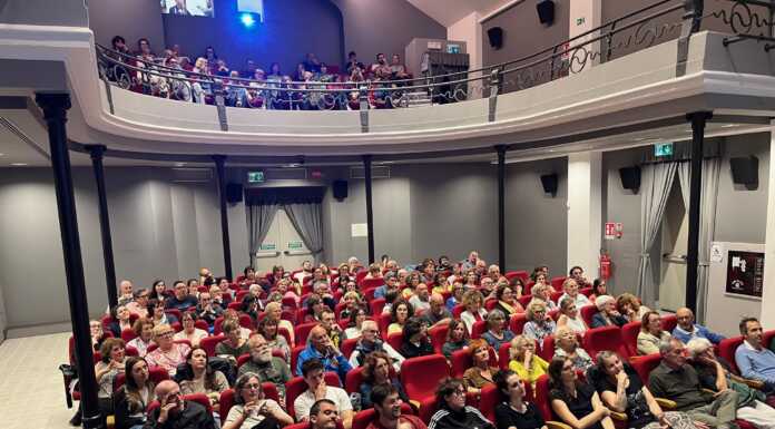 “Ma che film la vita!”, tutto esaurito per “Palazzina Laf” palazzina laf platea