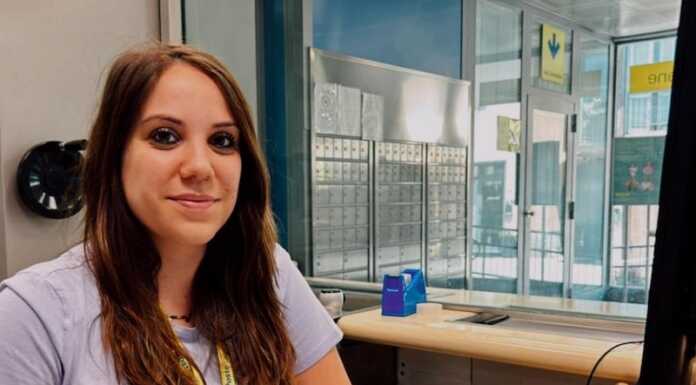 Poste. A Cassago Brianza la sportellista più giovane del lecchese, ha 26 anni Giusi di Caprio