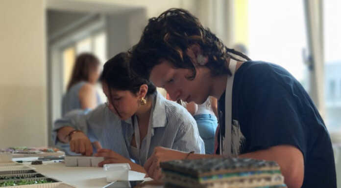 Scuola. Quattro studenti lecchesi a Lignano per lo “Young7 for education” Lignano-Medardo-Rosso-1-Young7-20240701