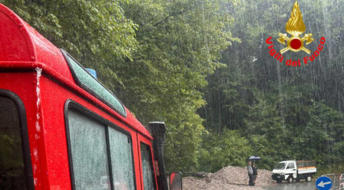 Maltempo. Smottamenti tra Parlasco, Bellano e Vendrogno, intervento dei Vigili del Fuoco Smottamento Parlasco