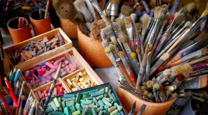 L’Associazione Giuseppe Bovara organizza un laboratorio artistico-poetico di Caviardage