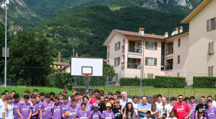 Valmadrera, inaugurato il campo da basket dedicato a Kobe Bryant