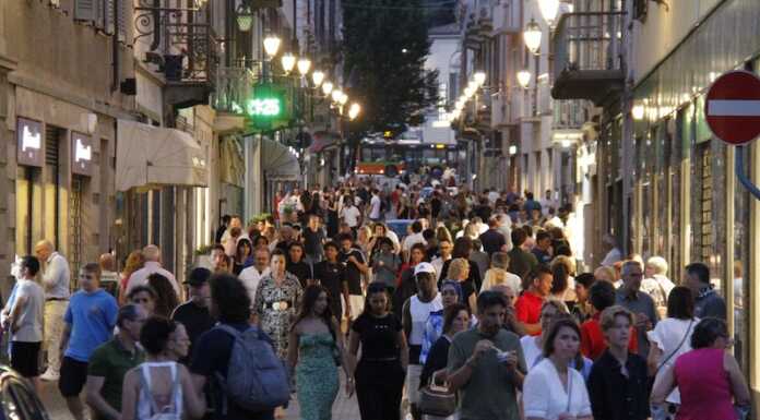 Sabato la Notte Bianca a Lecco, attenzione a divieti e viabilità lecco-notte bianca-2024
