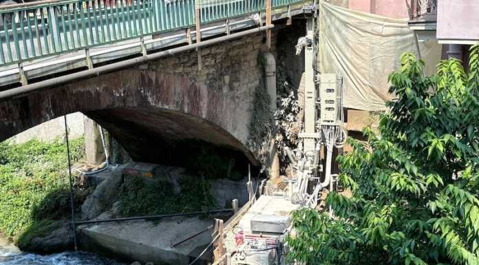 Nuove passerelle pedonali sul ponte a Malavedo, posati i pali di sostegno cantiere passerelle malavedo