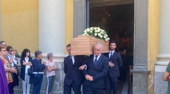 In tantissimi per l’addio a Luisa Spreafico: “Continua a farci sentire la tua presenza” funerali luisa spreafico malgrate