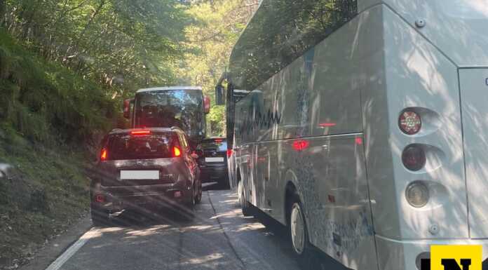 Caos bus sulla Ballabio-Resinelli, nuova viabilità per prevenire i disagi Il caos creato dai bus negli scorsi fine settimana