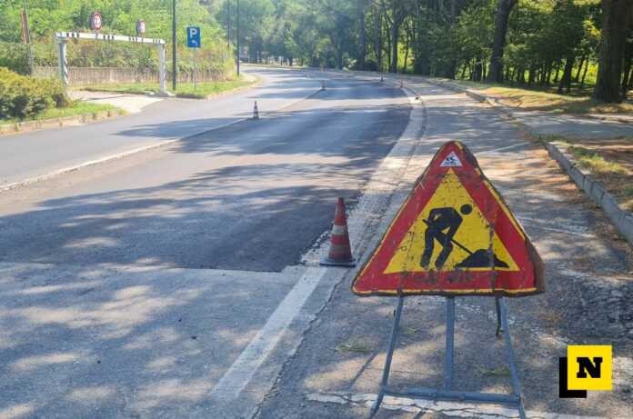 Asfaltature in viale De Gasperi a Calolzio