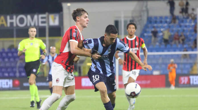 Calcio Lecco. Buso vola a Catanzaro, Minadeo cerca una punta Buso in Lecco-Milan, credits to Calcio Lecco 1912
