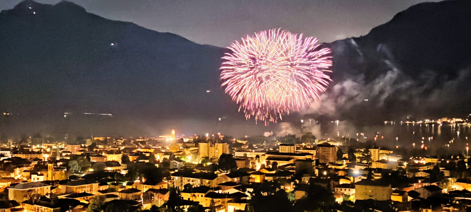 Mandello Fuochi Artificio San Lorenzo 2024