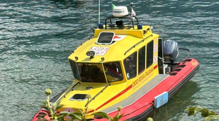 Inghiottito dalle acque del lago nei pressi di Onno, un uomo in gravi condizioni I soccorsi impegnati nel lago, a Onno, stamattina