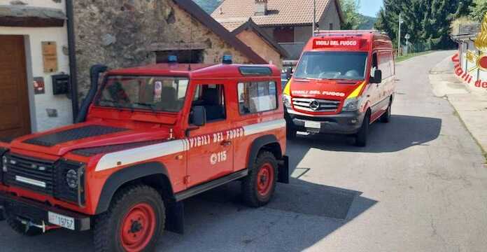 Bellano, intervento dei Vigili del Fuoco ad Inesio