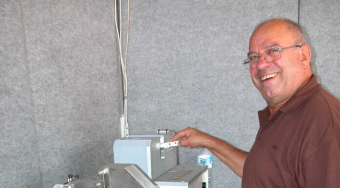 Premana dice addio a Celso Fazzini, storico produttore di coltelli Celso Fazzini, noto imprenditore di Premana