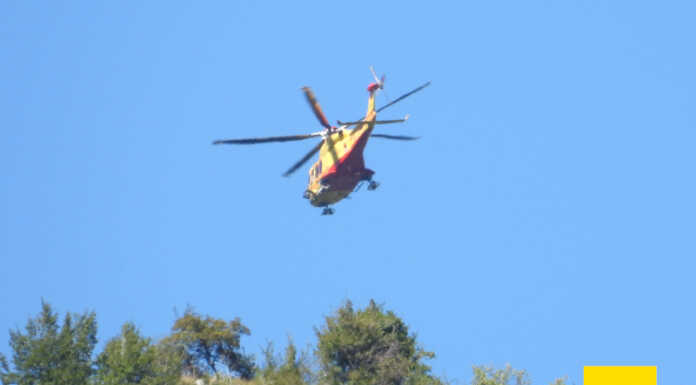 Cade per 20 metri, soccorsa escursionista in zona rifugio Elisa elisoccorso como